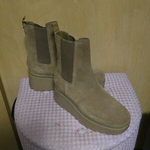 Calvin Klein Brown Chelsea Boots